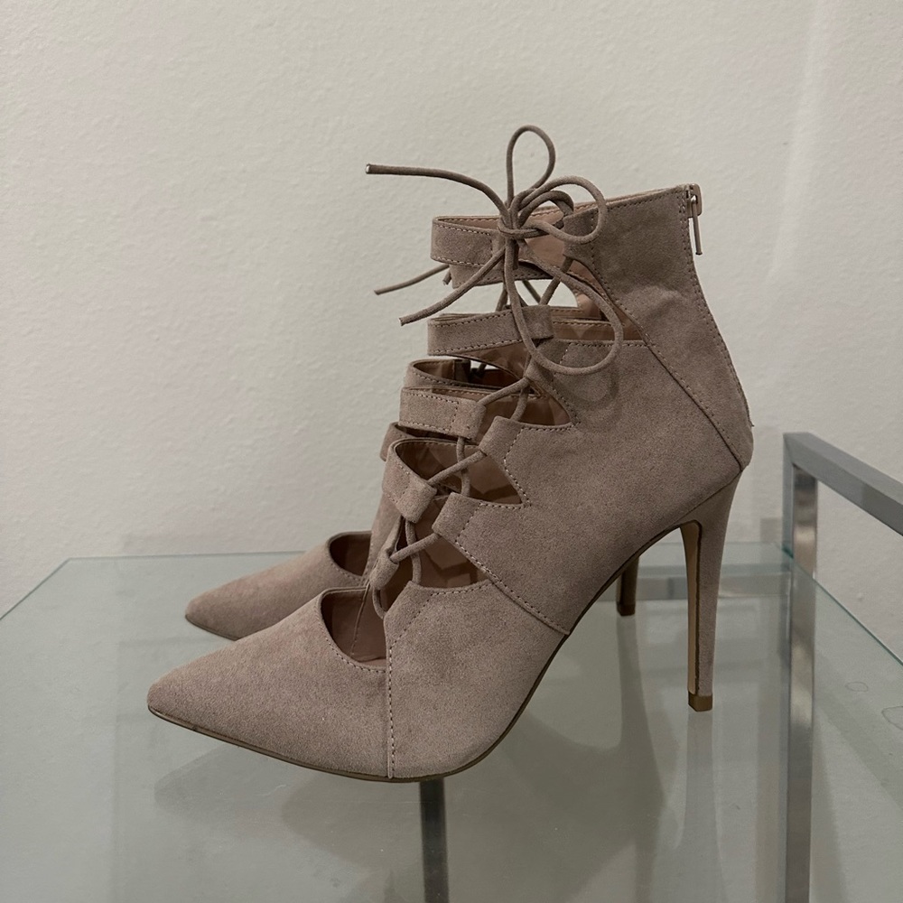 Never Worn - image 1